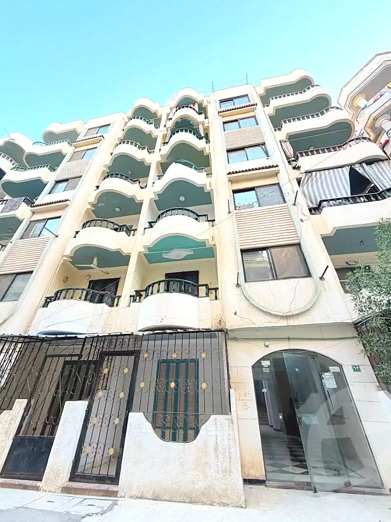 https://aqarmap.com.eg/en/listing/7294536-for-sale-alexandria-al-agamy-shataa-el-nakheel