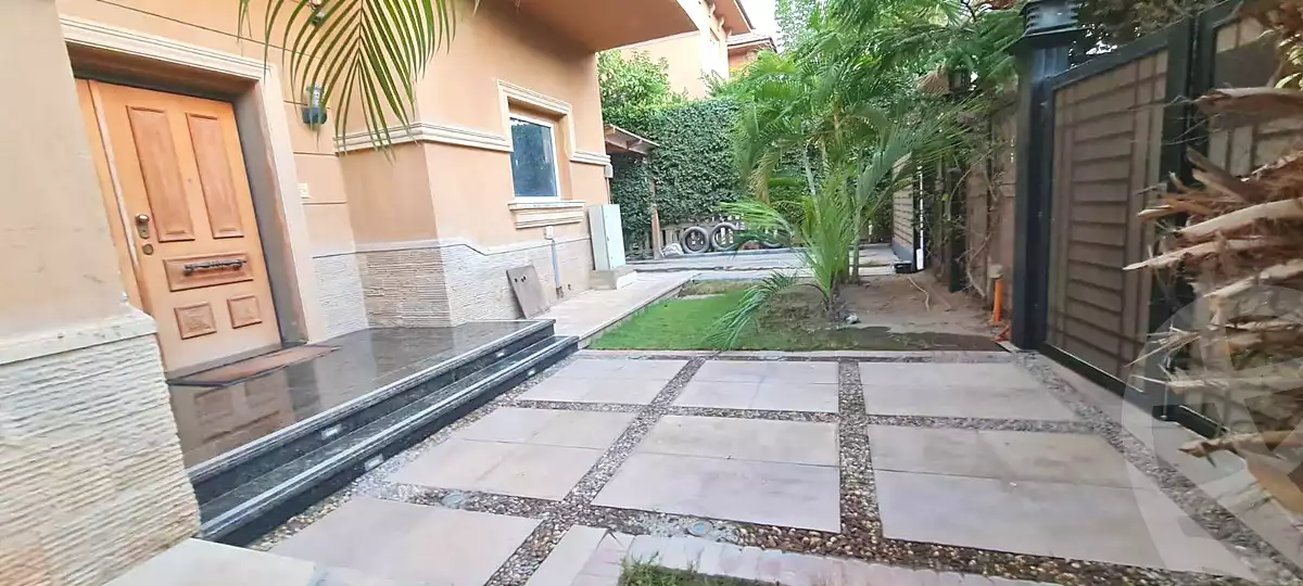 https://aqarmap.com.eg/ar/listing/7294648-for-rent-cairo-new-cairo-compounds-moon-valley
