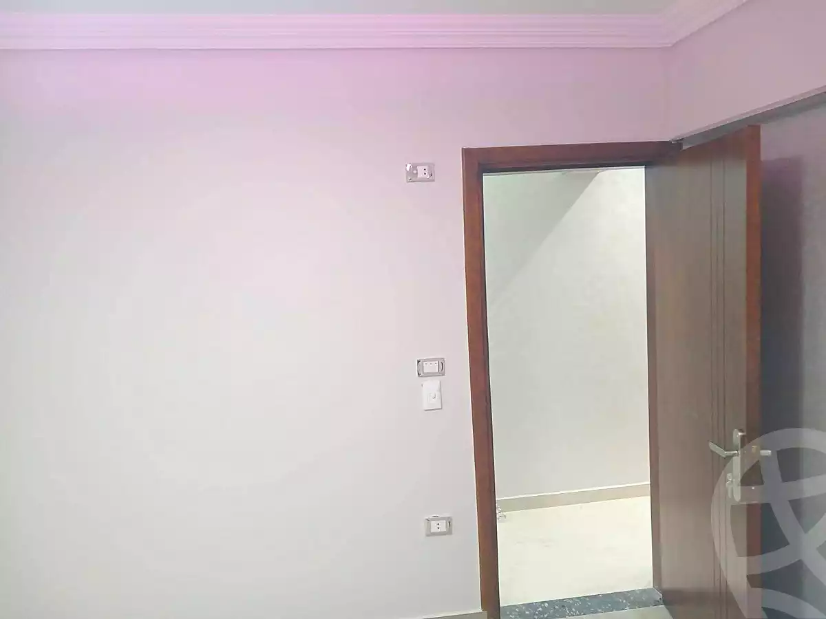 https://aqarmap.com.eg/ar/listing/7294654-for-sale-cairo-helwan-mostafa-fahmy-st
