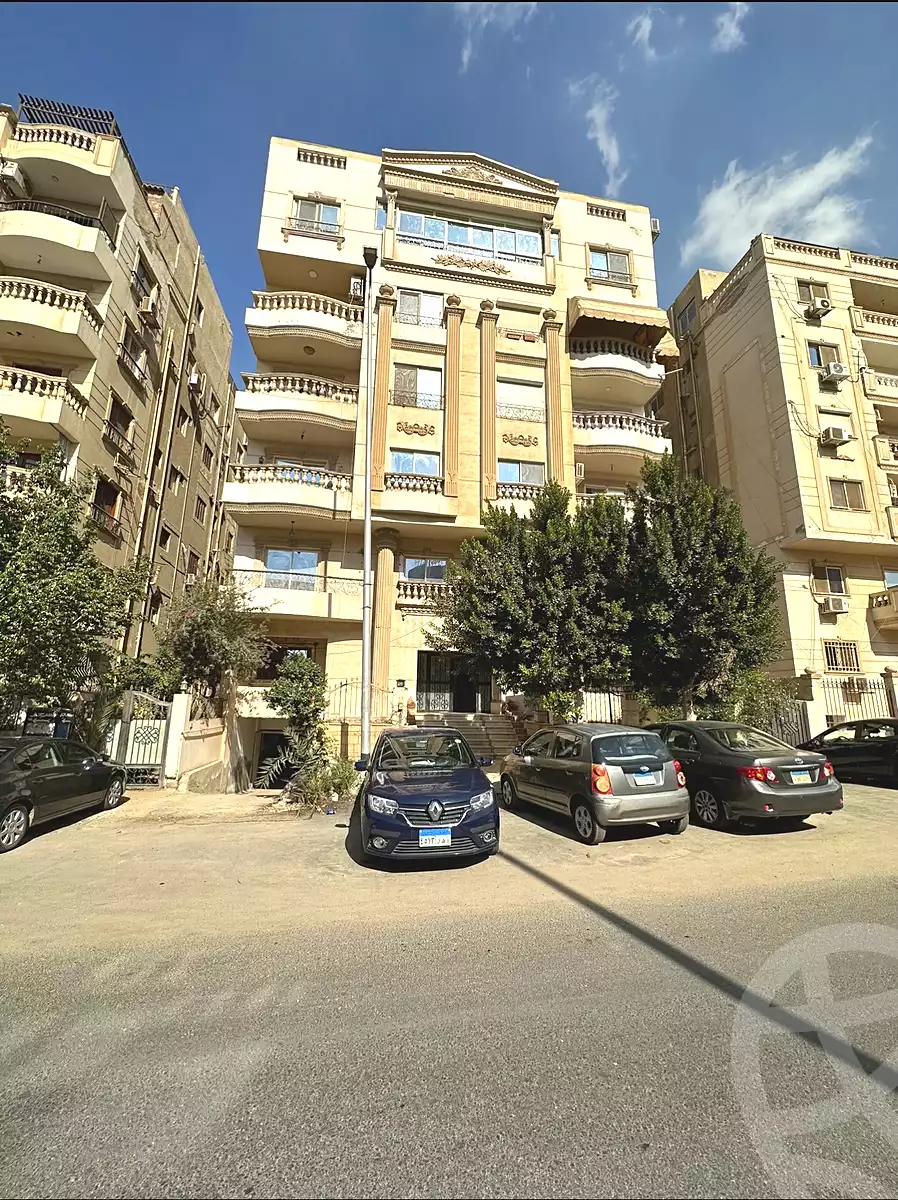 https://aqarmap.com.eg/ar/listing/7294715-for-sale-cairo-new-cairo-el-ahyaa-fourth-neighborhood-street-34