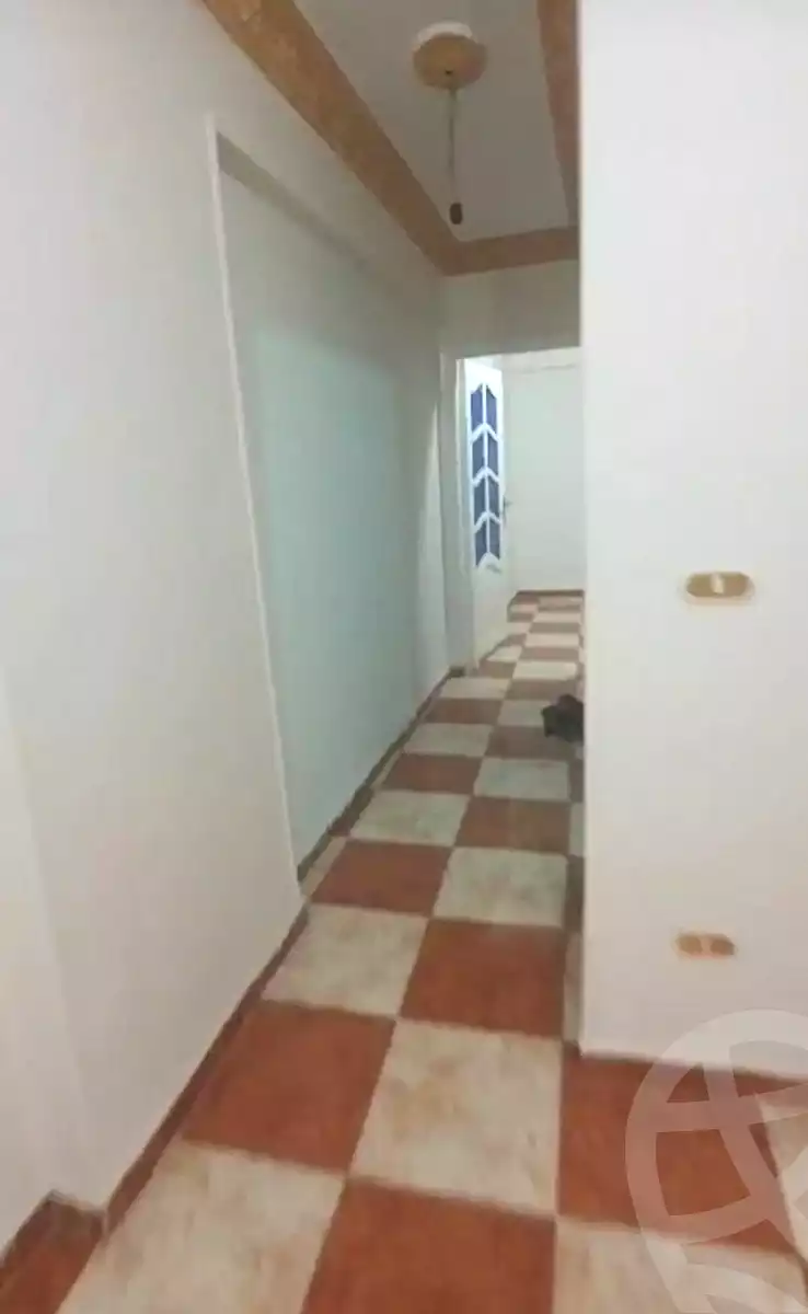https://aqarmap.com.eg/ar/listing/7294949-for-sale-alexandria-el-asafra-shr-45