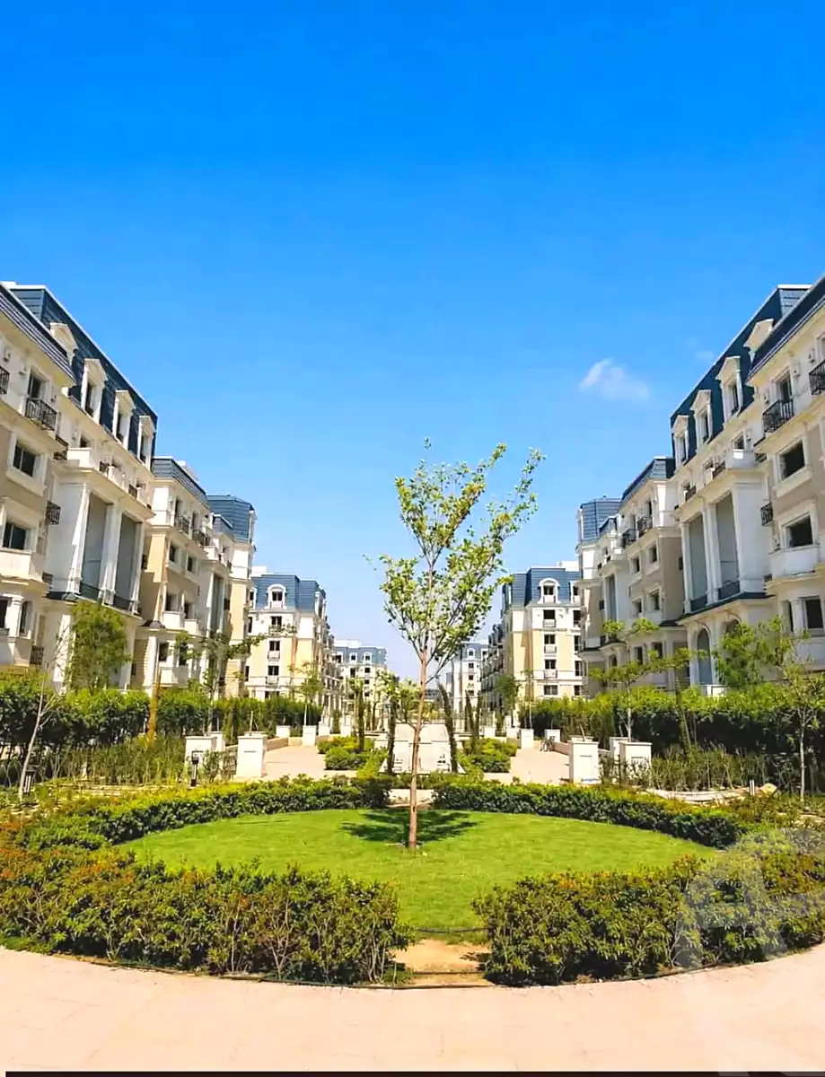 https://aqarmap.com.eg/ar/listing/7295077-for-sale-cairo-new-cairo-compounds-mountain-view1-1-compound