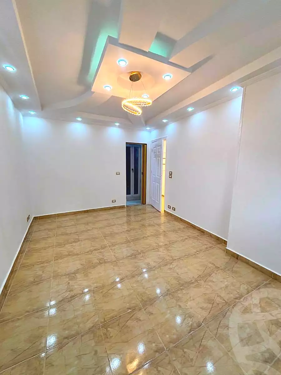 https://aqarmap.com.eg/en/listing/7295200-for-sale-alexandria-sydy-bshr-sydy-bshr-bhry-shr-mhmwd-l-yswy