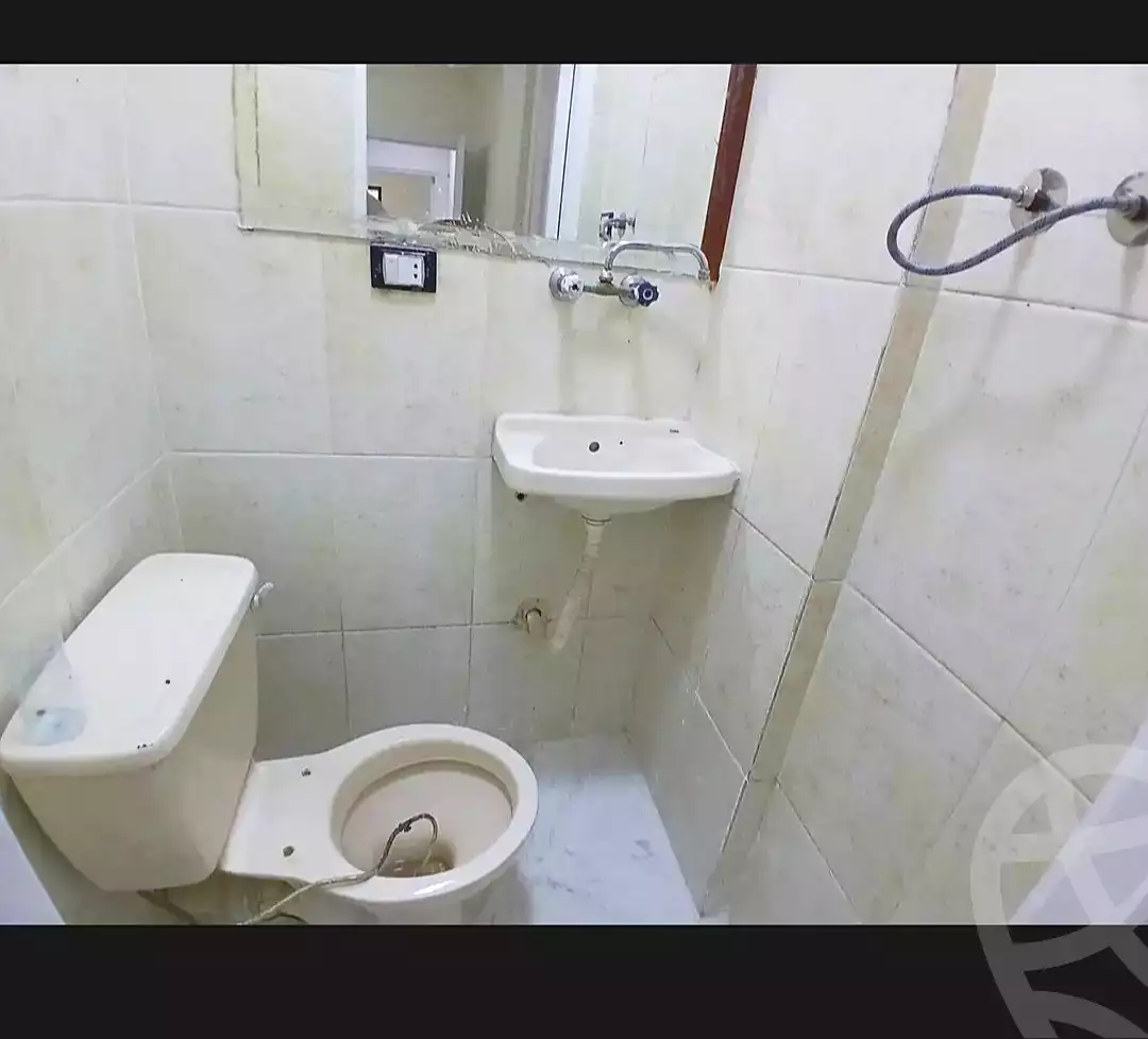 https://aqarmap.com.eg/en/listing/7295181-for-sale-alexandria-al-agamy-shataa-el-nakheel