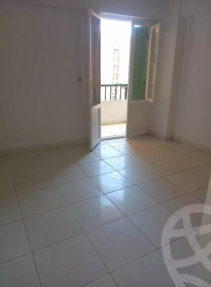 https://aqarmap.com.eg/ar/listing/7295264-for-sale-alexandria-el-mandara-nabawy-al-mohandes-st