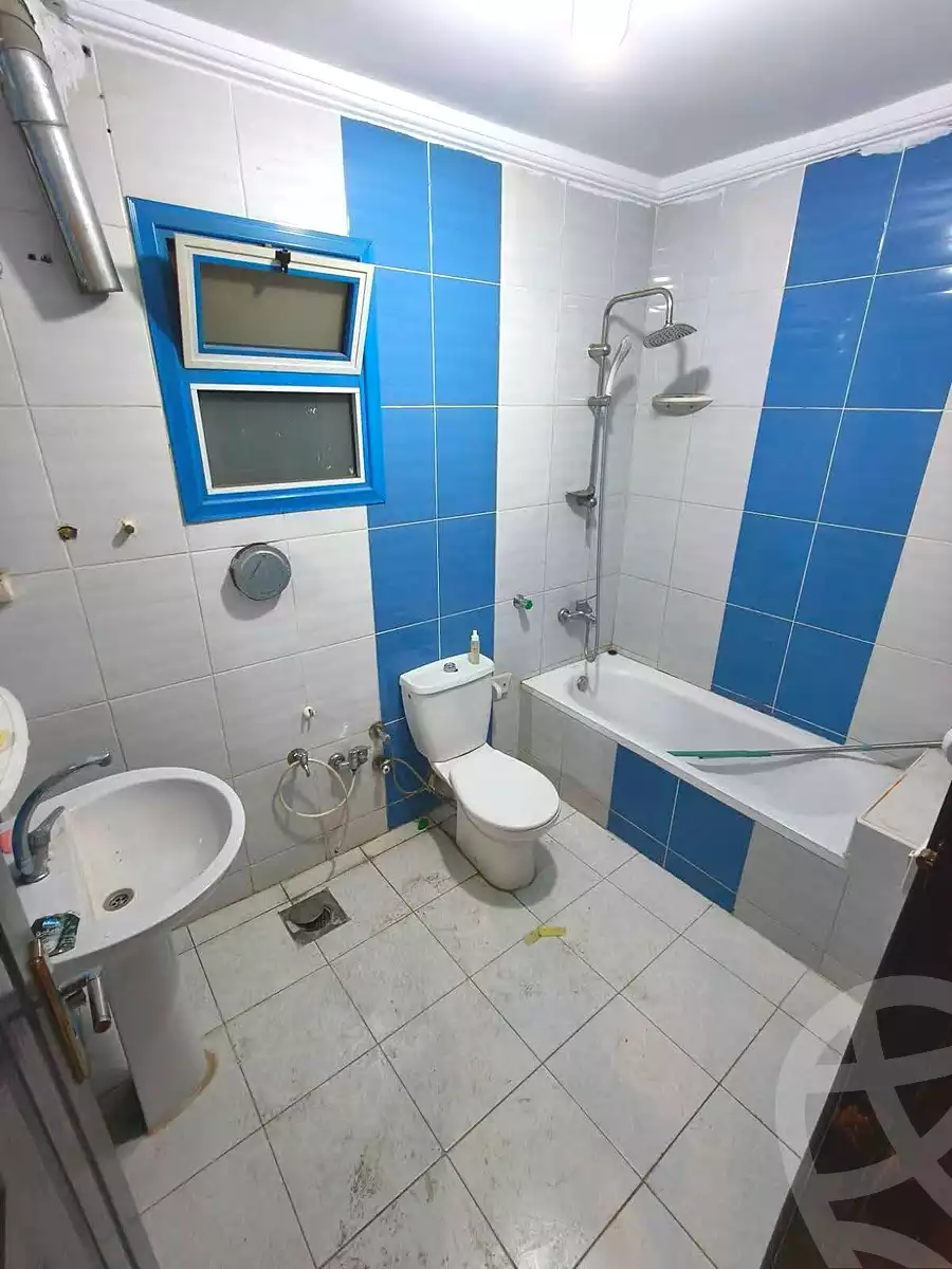https://aqarmap.com.eg/ar/listing/7295379-for-sale-alexandria-lsywf-el-falki