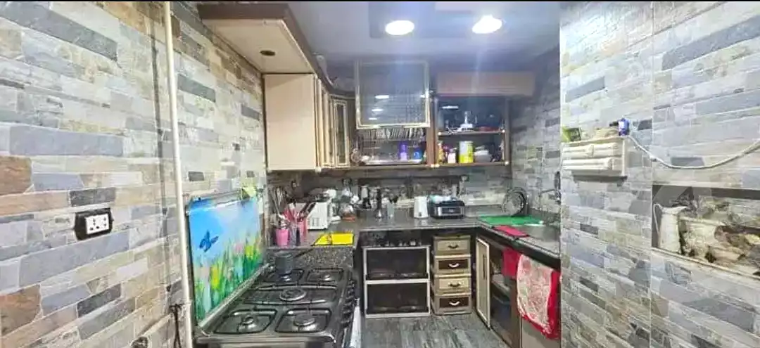 https://aqarmap.com.eg/ar/listing/7295857-for-sale-alexandria-al-agamy-lbytsh-bianchiii-el-arbaeen-st