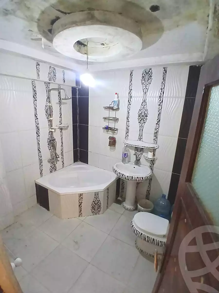 https://aqarmap.com.eg/ar/listing/7295873-for-sale-alexandria-al-agamy-el-hanouvel-el-warsha-st