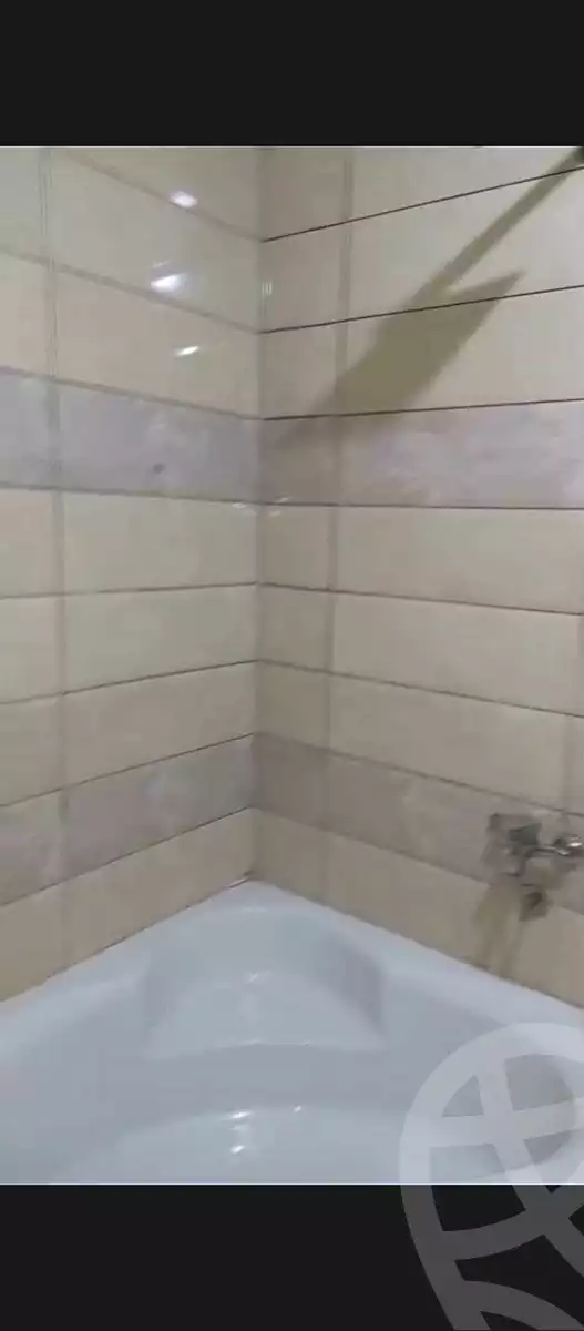 https://aqarmap.com.eg/en/listing/7296025-for-rent-cairo-ain-shams-jsr-lswys