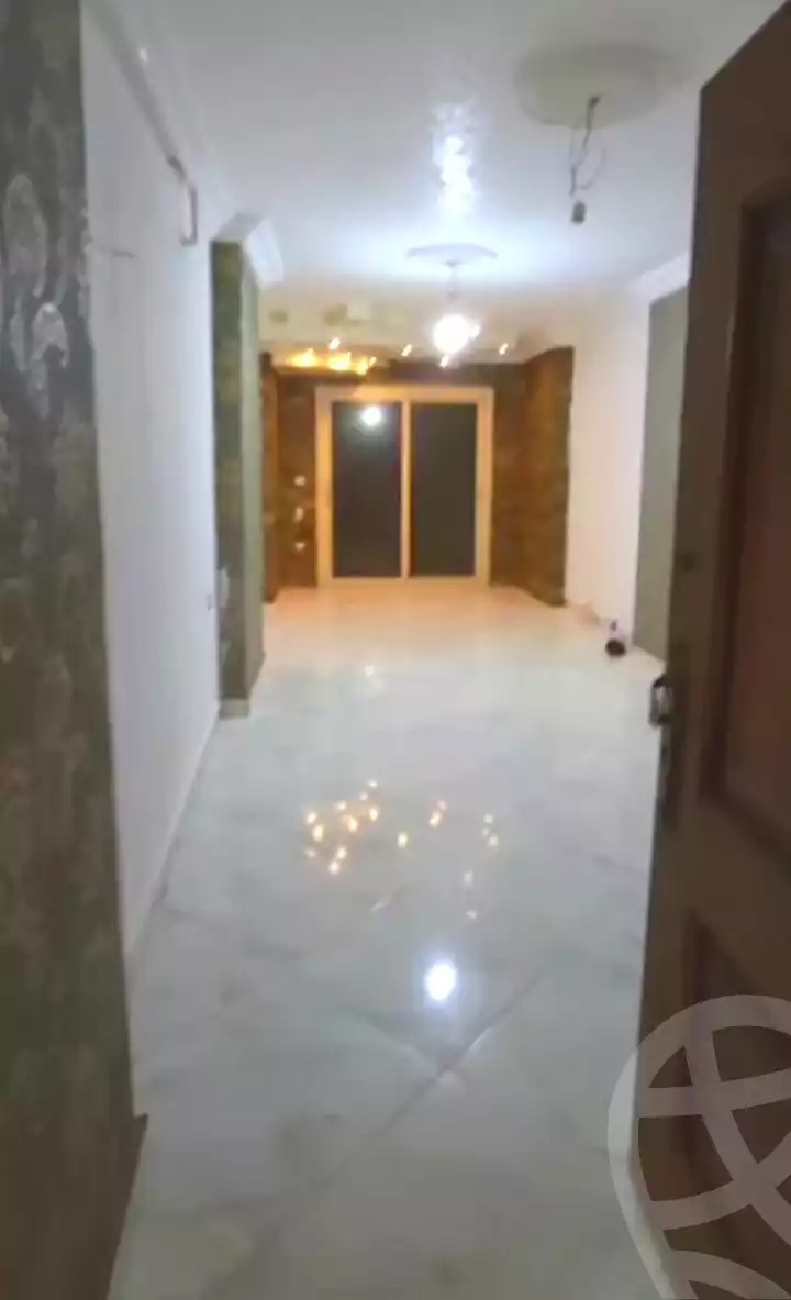 https://aqarmap.com.eg/ar/listing/7296167-for-sale-cairo-nozha-2-el-khamseen-st