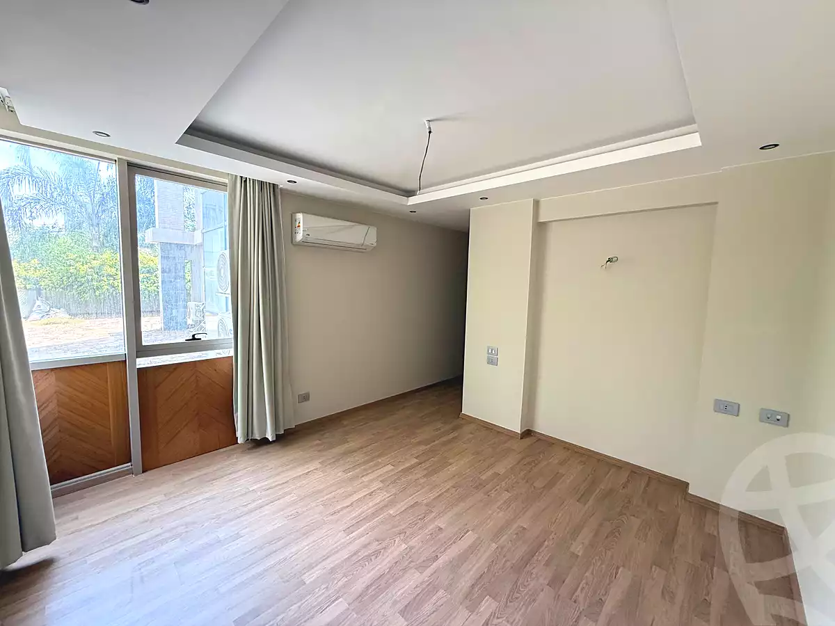 https://aqarmap.com.eg/ar/listing/7296329-for-sale-cairo-new-cairo-compounds-galleria-moon-valley-compound-arabia