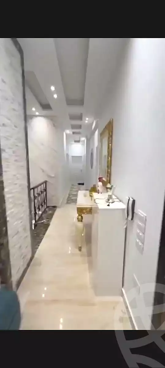 https://aqarmap.com.eg/ar/listing/7296409-for-sale-cairo-new-cairo-el-yassamin-el-yasmeen-7-el-shaikh-hassan-mamoun-st