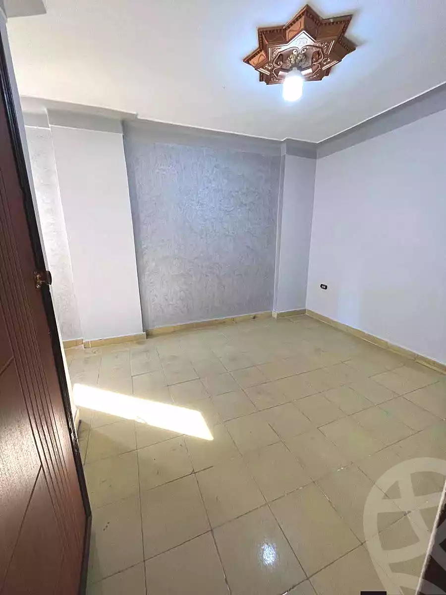 https://aqarmap.com.eg/ar/listing/7296522-for-sale-alexandria-bahray-el-anfoshy-al-mosafer-khana-st