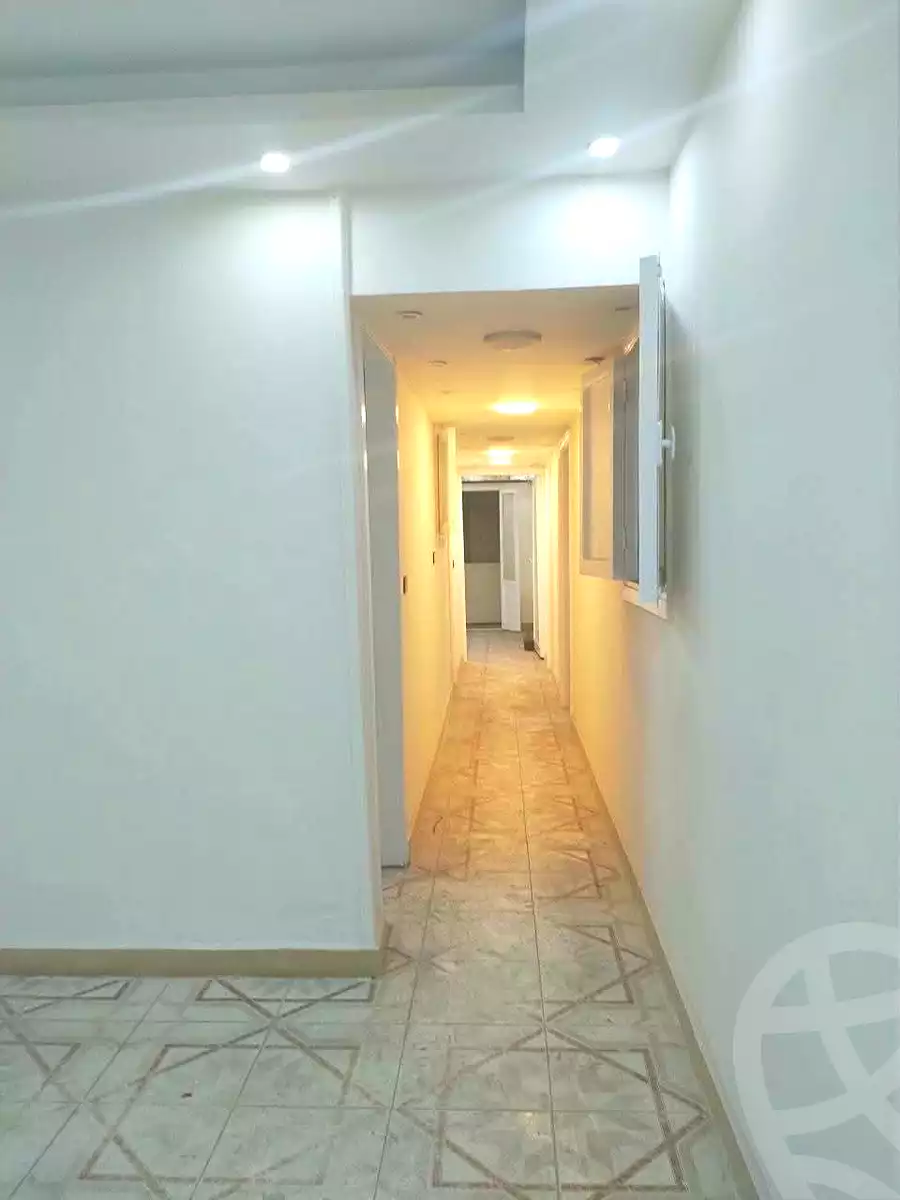 https://aqarmap.com.eg/en/listing/7296661-for-rent-alexandria-miami-shr-jml-bd-lnsr