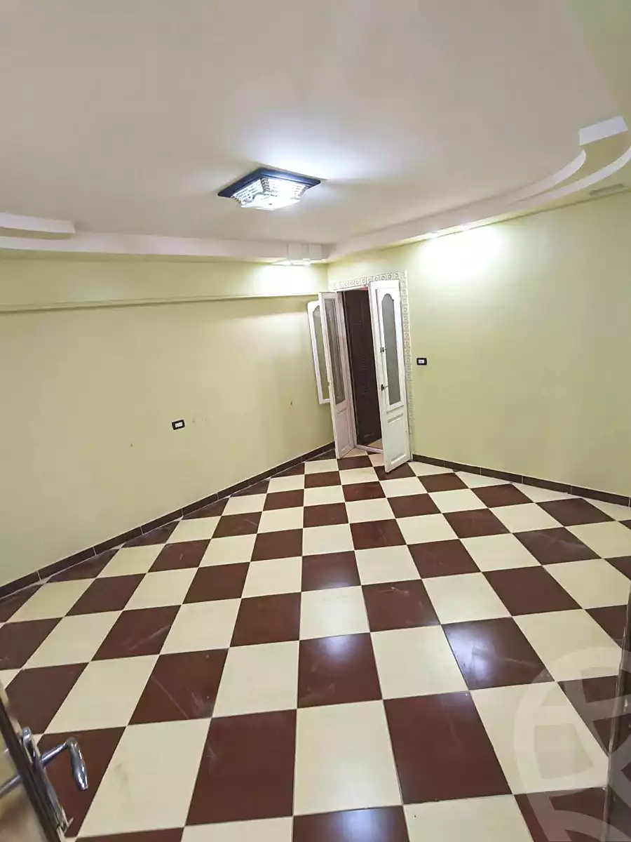 https://aqarmap.com.eg/en/listing/7296884-for-sale-alexandria-al-agamy-el-hanouvel-kasr-al-quiri-st-1