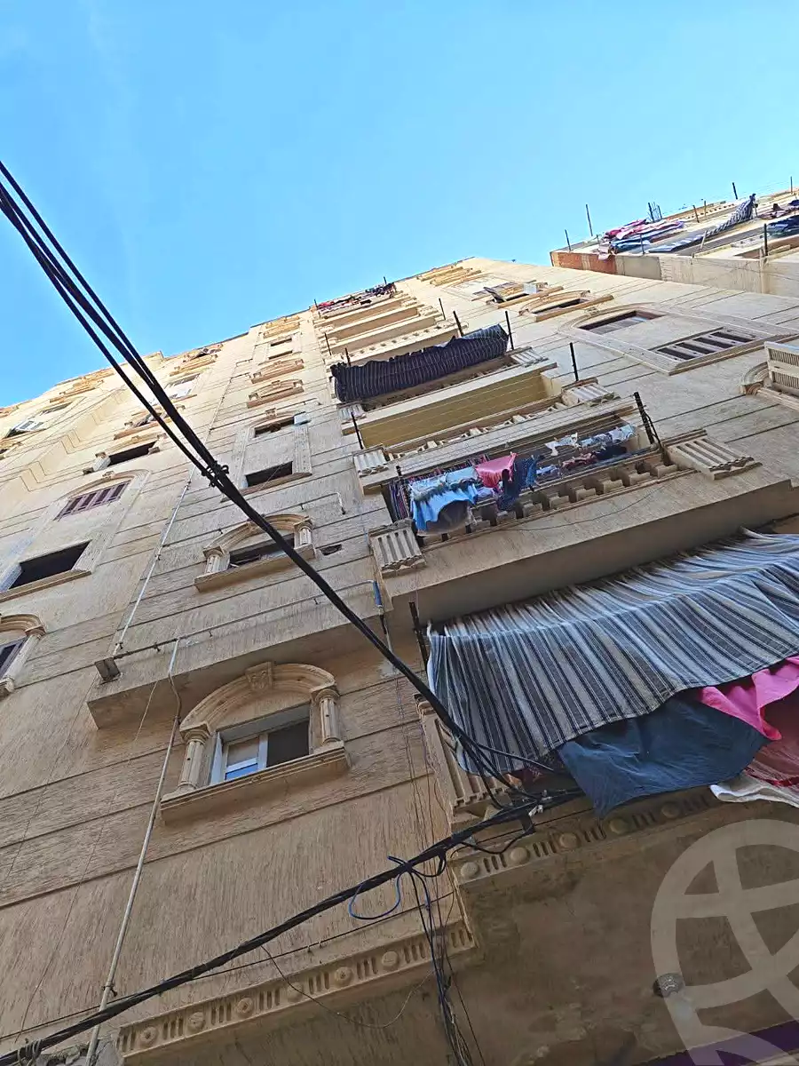 https://aqarmap.com.eg/en/listing/7296884-for-sale-alexandria-al-agamy-el-hanouvel-kasr-al-quiri-st-1