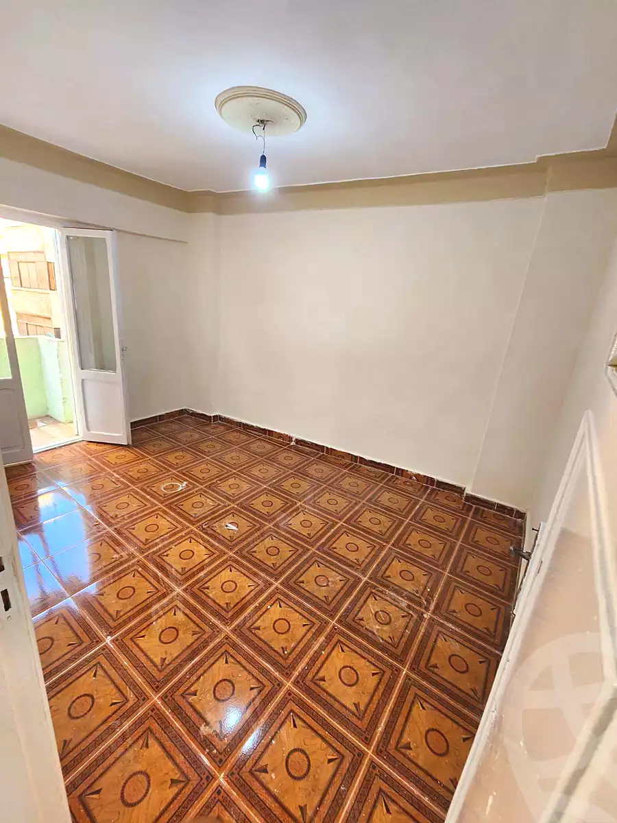 https://aqarmap.com.eg/ar/listing/7296942-for-sale-alexandria-bahray-el-anfoshy-sidi-abou-el-abbas-st