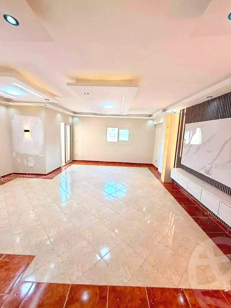 https://aqarmap.com.eg/ar/listing/7296973-for-sale-alexandria-al-agamy-el-hanouvel