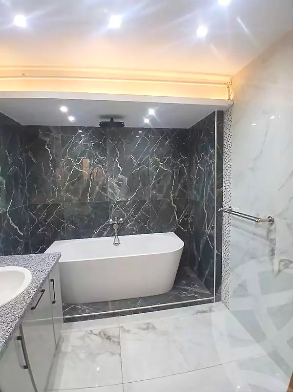 https://aqarmap.com.eg/ar/listing/7297396-for-sale-alexandria-ganaklis