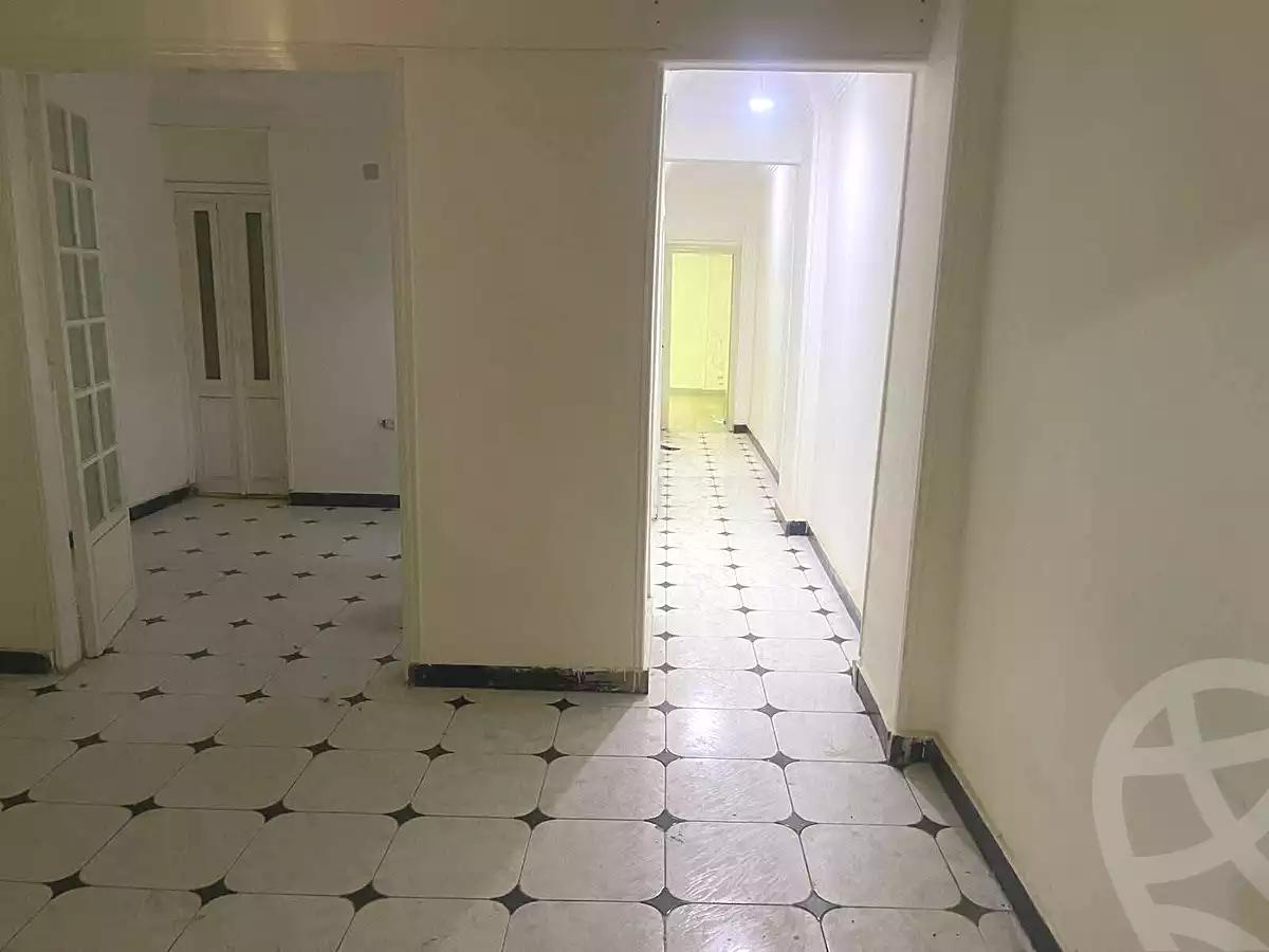 https://aqarmap.com.eg/ar/listing/7297462-for-rent-cairo-helwan-mnshy-hlwn-ljdyd-abd-allah-mahmoud-st