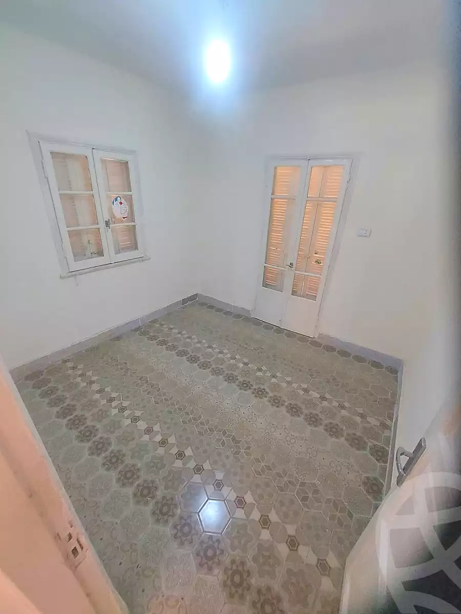 https://aqarmap.com.eg/ar/listing/7297627-for-sale-cairo-helwan-ahmed-enci-st