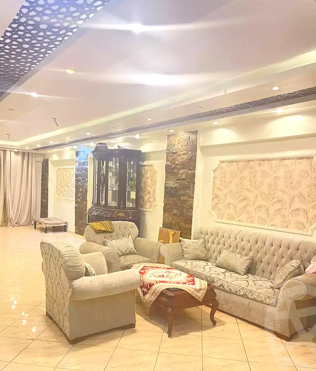 https://aqarmap.com.eg/en/listing/7297731-for-sale-alexandria-camp-cesar-el-gaish-rd