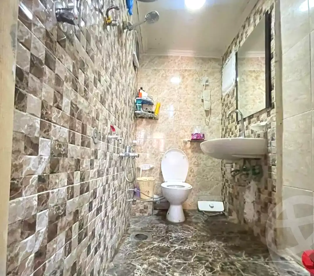 https://aqarmap.com.eg/en/listing/7297731-for-sale-alexandria-camp-cesar-el-gaish-rd