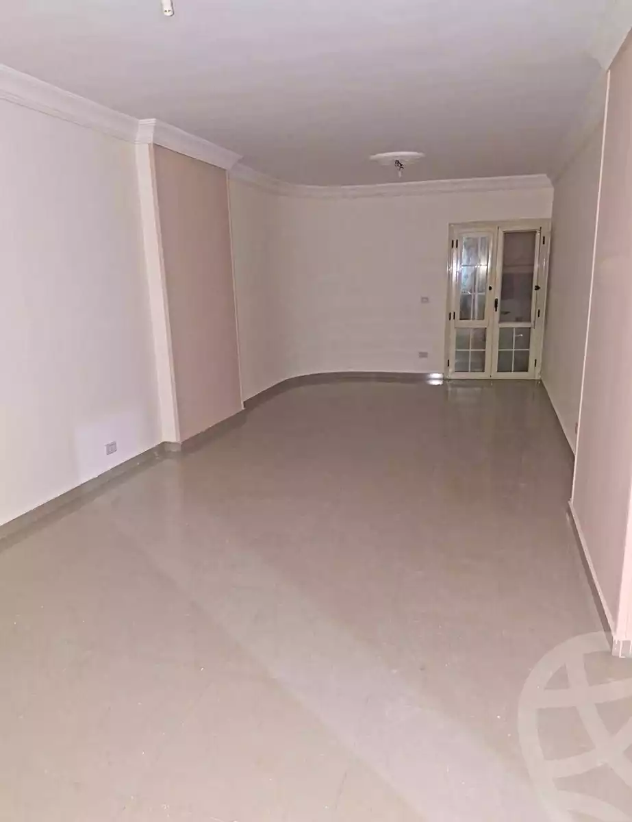 https://aqarmap.com.eg/en/listing/7297960-for-rent-alexandria-smouha
