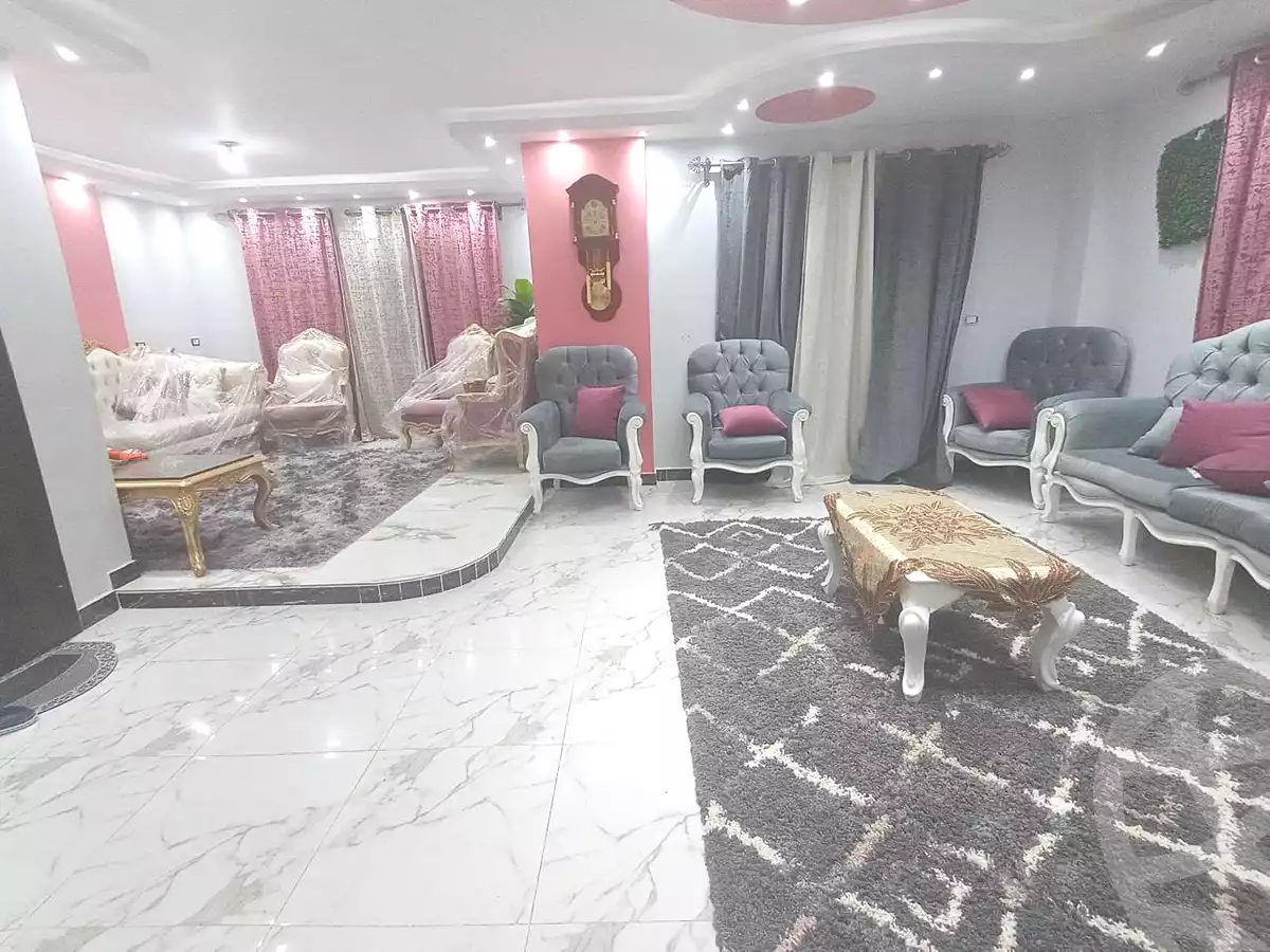 https://aqarmap.com.eg/en/listing/7298179-for-sale-cairo-6th-of-october-compounds-paradise-gardens