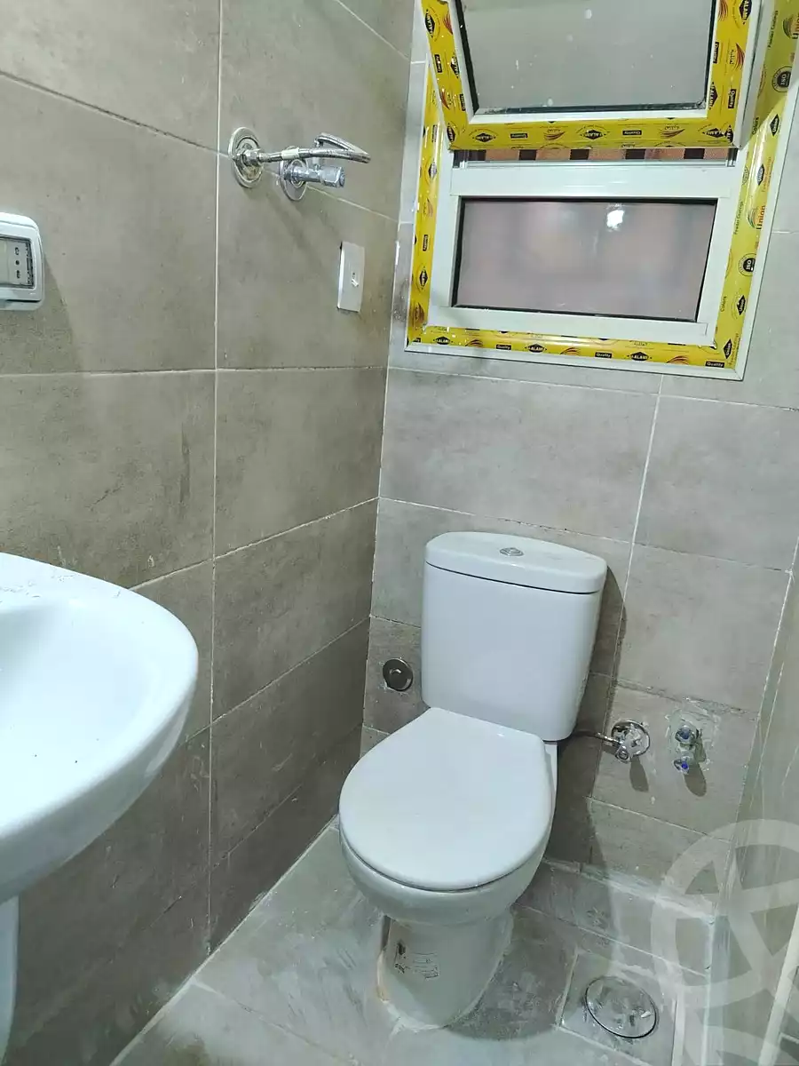 https://aqarmap.com.eg/en/listing/7298271-for-rent-cairo-6th-of-october-hadaeq-october-compounds