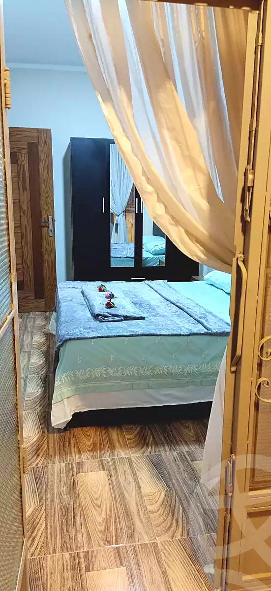 https://aqarmap.com.eg/ar/listing/7298300-for-rent-cairo-6th-of-october-el-ahyaa-neighborhood-3rd