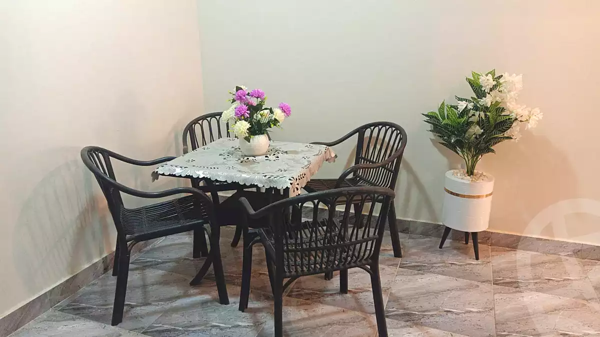 https://aqarmap.com.eg/ar/listing/7298300-for-rent-cairo-6th-of-october-el-ahyaa-neighborhood-3rd