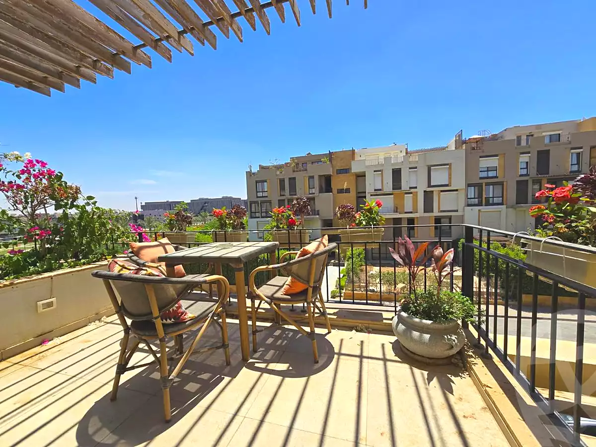3 BR Apartment in Eastown, photo 5 of 11