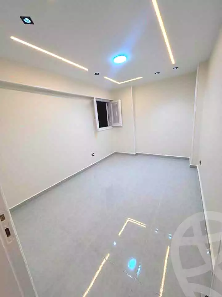 https://aqarmap.com.eg/ar/listing/7298631-for-sale-alexandria-sydy-bshr-sydy-bshr-bhry-gamal-abd-el-nasir-st