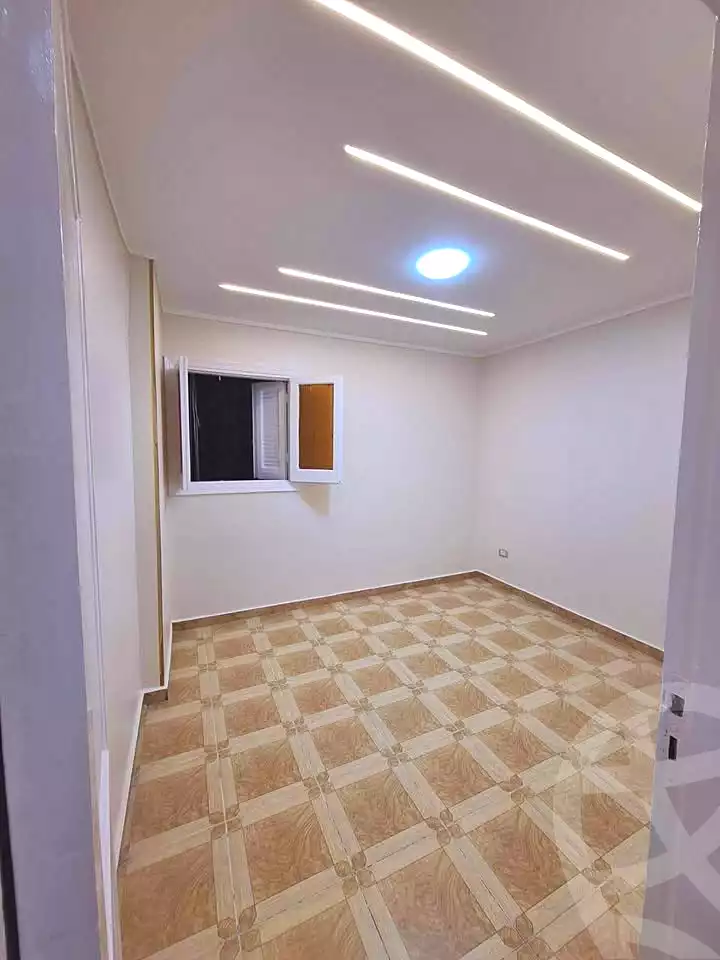 https://aqarmap.com.eg/ar/listing/7298751-for-sale-alexandria-sydy-bshr-sydy-bshr-bhry-shr-mhmwd-l-yswy