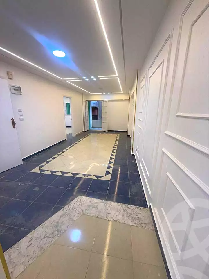 https://aqarmap.com.eg/ar/listing/7298778-for-sale-alexandria-sydy-bshr-sydy-bshr-bhry-ali-hipa-st