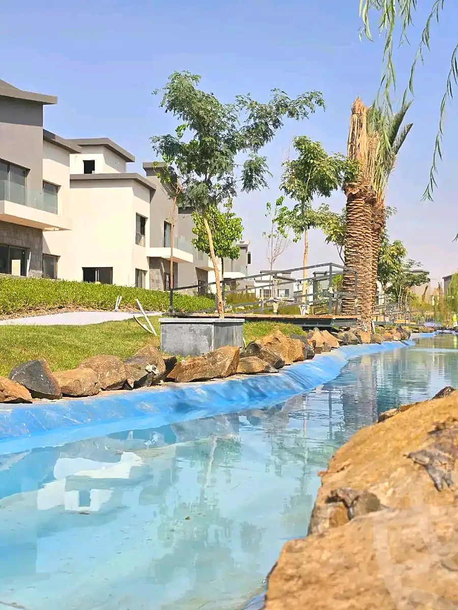 https://aqarmap.com.eg/ar/listing/7298875-for-sale-cairo-new-cairo-compounds-the-crest-compound-il-cazar