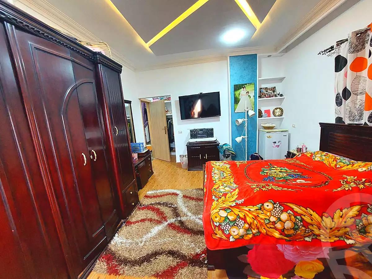 https://aqarmap.com.eg/ar/listing/7299113-for-sale-cairo-new-cairo-first-settlement-neighbourhood-10-el-shaheed-abdul-fattah-ahmed-st