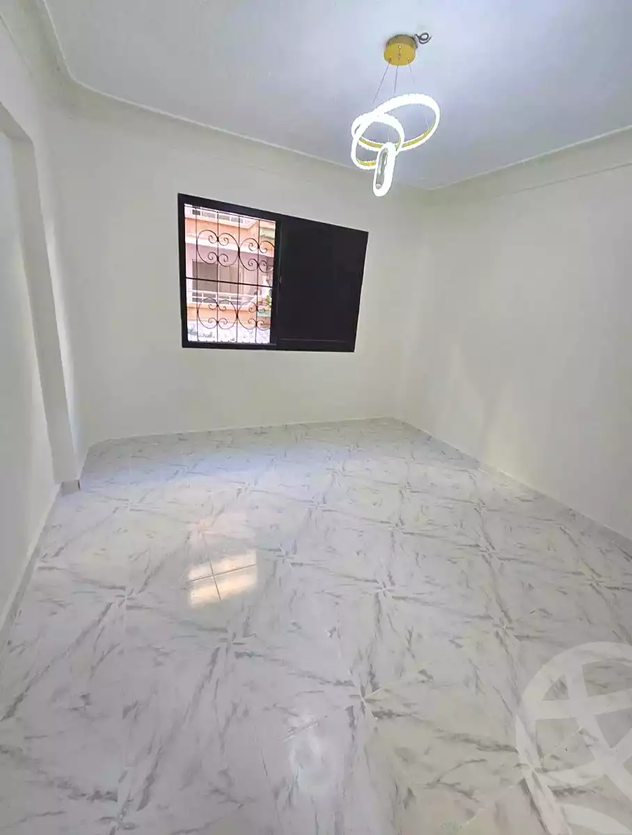 https://aqarmap.com.eg/ar/listing/7299143-for-sale-alexandria-al-agamy-shataa-el-nakheel