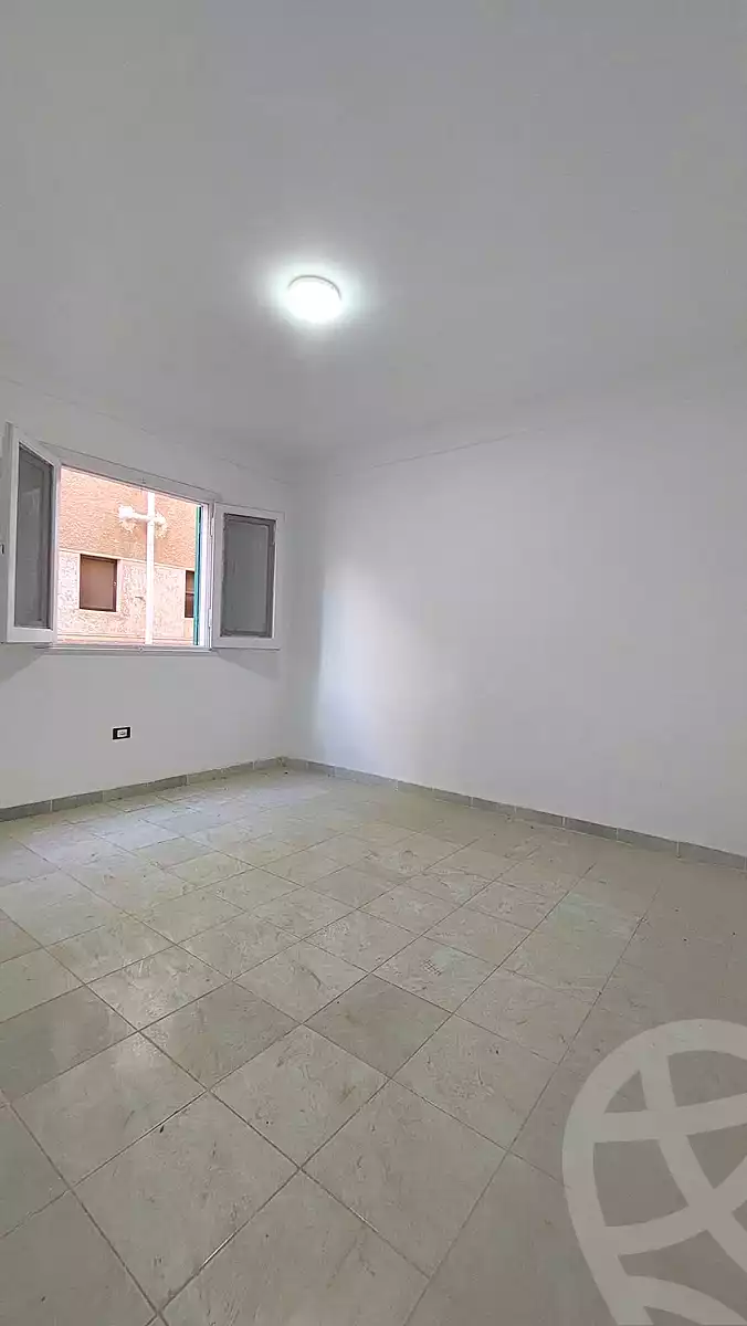 https://aqarmap.com.eg/en/listing/7299312-for-sale-alexandria-al-agamy-shataa-el-nakheel
