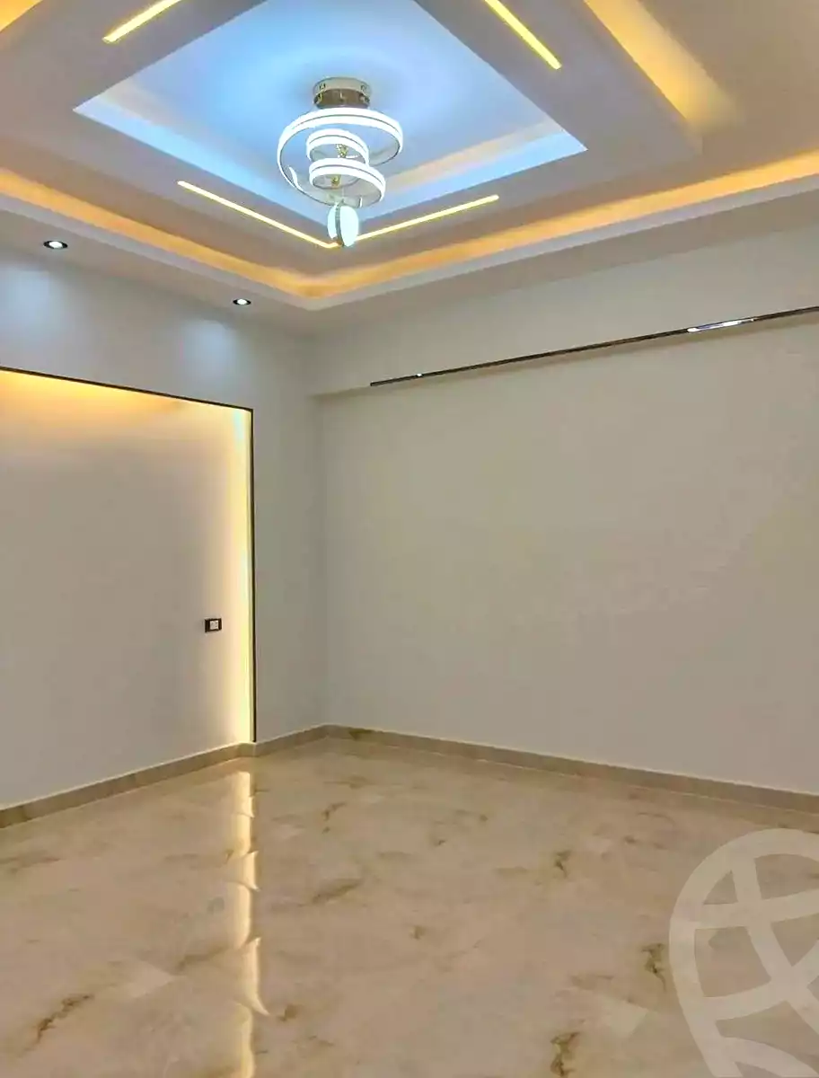 https://aqarmap.com.eg/ar/listing/7299372-for-sale-alexandria-al-agamy-bw-ywsf