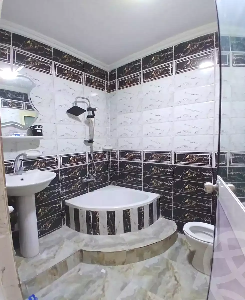https://aqarmap.com.eg/ar/listing/7299440-for-sale-alexandria-sydy-bshr-sydy-bshr-bhry-mohammed-youssef-ghaly-st