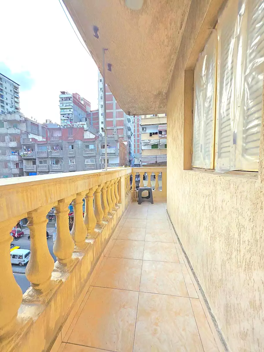 https://aqarmap.com.eg/ar/listing/7299604-for-sale-alexandria-sydy-bshr-sydy-bshr-bhry-gamal-abd-el-nasir-st