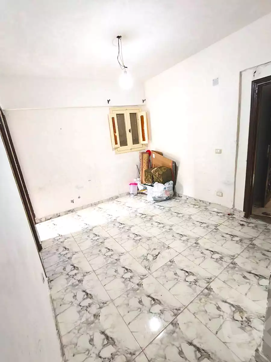 https://aqarmap.com.eg/en/listing/7299761-for-sale-alexandria-al-agamy-el-hanouvel-kasr-al-quiri-st-1