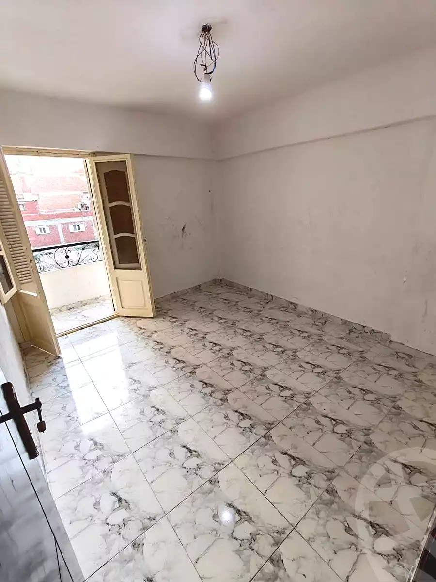 https://aqarmap.com.eg/en/listing/7299761-for-sale-alexandria-al-agamy-el-hanouvel-kasr-al-quiri-st-1