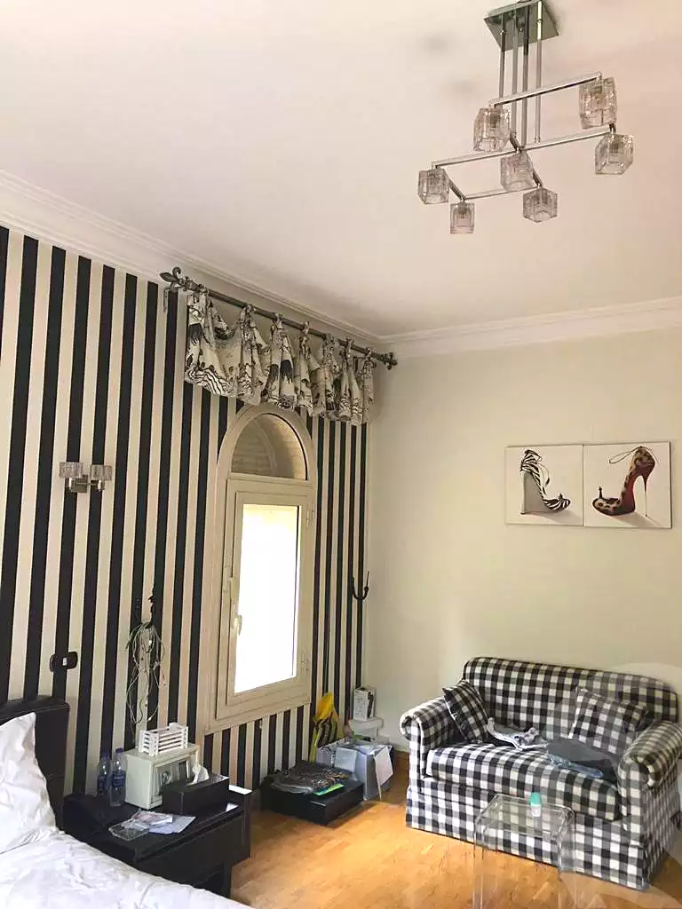 6 BR Villa in City View, photo 11 of 23