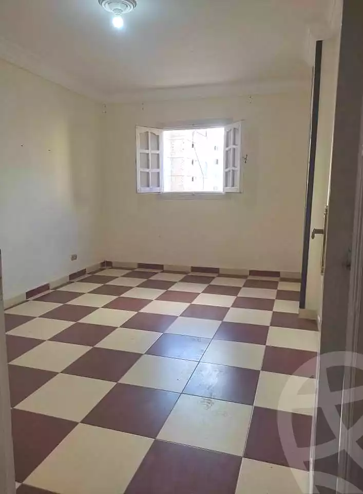 https://aqarmap.com.eg/ar/listing/7300691-for-rent-alexandria-sydy-bshr-sydy-bshr-bhry-shr-mhmwd-l-yswy
