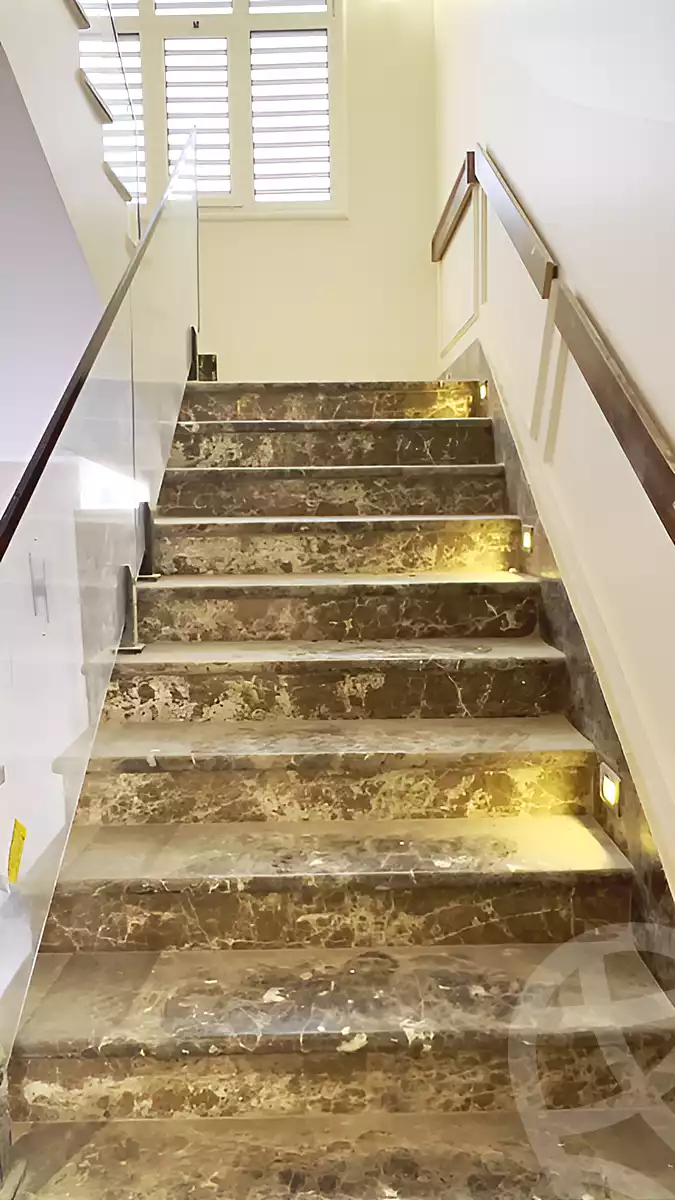 فيلا بـ١٠ غرف نوم في لافيدا البستان، صورة ٦ من ١٨