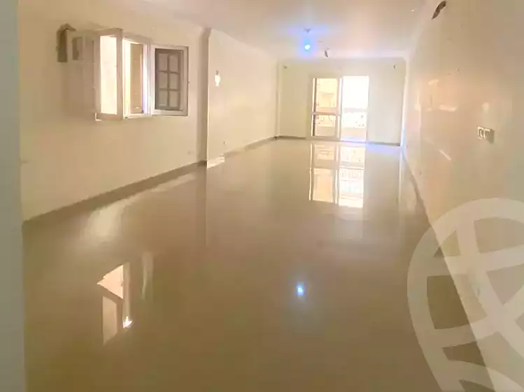https://aqarmap.com.eg/ar/listing/7300892-for-sale-alexandria-kafr-abdo