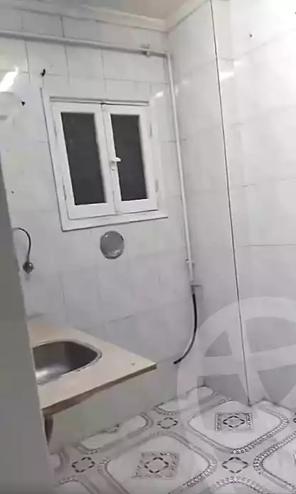 https://aqarmap.com.eg/en/listing/7301188-for-sale-alexandria-sydy-bshr-sydy-bshr-qbly-street-30